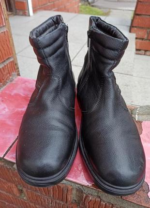 Зимние кожаные полу сапоги, ботинки 42 разм2 фото
