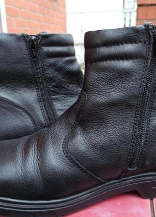 Зимние кожаные полу сапоги, ботинки 42 разм4 фото
