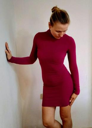 Міні плаття кольору фуксії з відкритою спиною2 фото