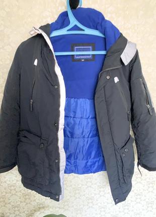 Зимова куртка на підлітка (ріст 146 см )зі світловідбиваючими вставками