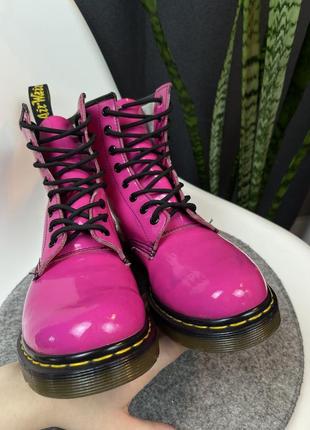 Оригінальні черевики dr. martens 1460 w patent leather4 фото