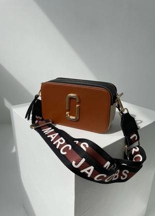 Женская  коричневая сумка через плечо marc jacobs 🆕маленька сумка кросс боди2 фото