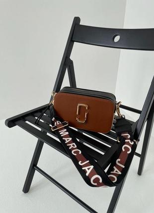 Женская  коричневая сумка через плечо marc jacobs 🆕маленька сумка кросс боди4 фото