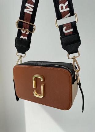 Женская  коричневая сумка через плечо marc jacobs 🆕маленька сумка кросс боди1 фото