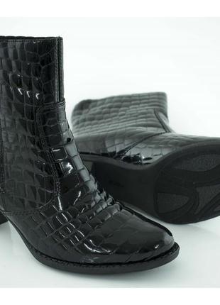 Напівчобітки rieker