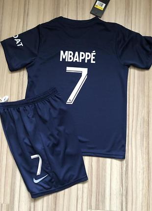 Футбольна форма псж мбаппе