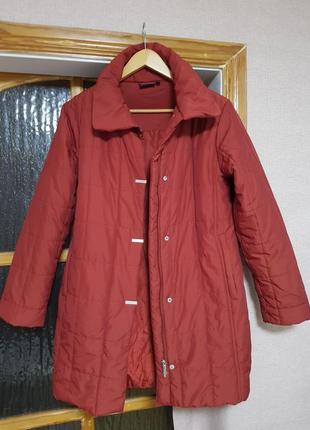 Осіннє утеплене пальтішко куртка