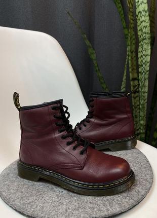 Оригінальні черевики dr martens burgundy 1460 8 eye boots2 фото