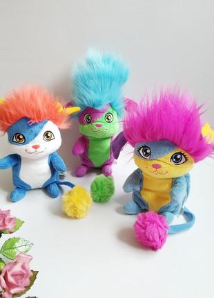 Лот плюшевых игрушек "малыши-прыгуши" popples izzy