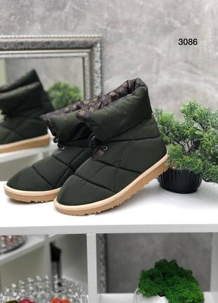 Женские дутики