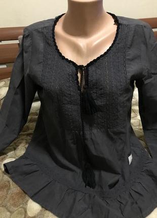 Блуза, индия , с красивой вышивкой на спинке