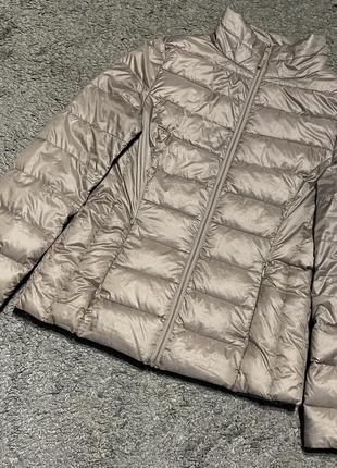 Оригинал.фирменный,ультралегкий,стильный куртка-пуховик chicoree