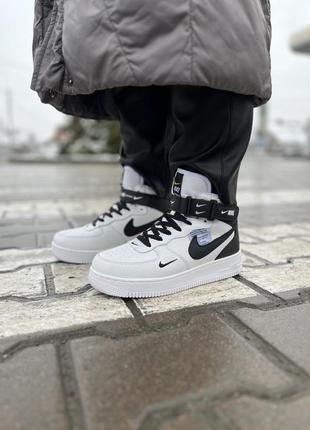 Зимові кросівки nike air force 1 lv8 mid white (хутро)