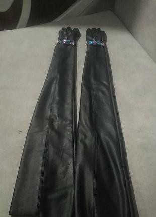 Перчатки длинные