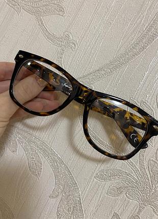 Очки имиджевые