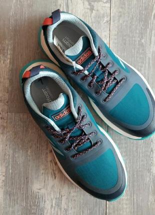 Кроссовки adidas для спорта