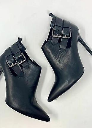 Ботильйони на шпильці з ремінцями allsaints