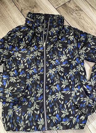 Вітровка курточка