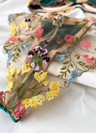 Ніжний комплект сіточка з вишивкою | квітковий комплект білизни7 фото