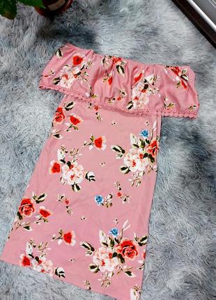 Нежное платье в цветочный принт с открытыми плечами свободного кроя 42 44 распродажа2 фото