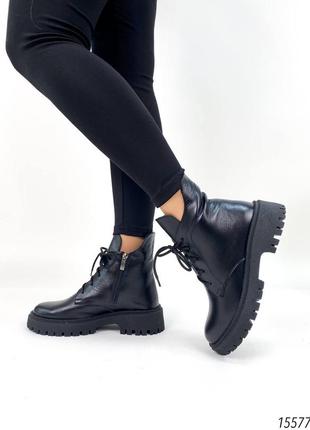 Жіночі короткі чорні черевики натуральна шкіра на высокой подошве6 фото
