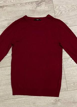 Приємний светрик з приємним складом тканини