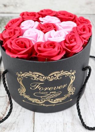 Подарунковий букет троянд з мила в коробці-вазон подарунок дівчині на 8 березня 14 лютого жінці червоний фото1 фото