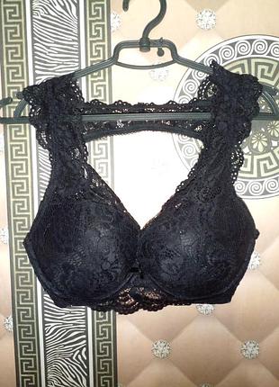 Бюстгалтери жіночі