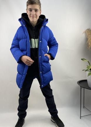 Зимовий пуховик реглан з капюшоном колір елетрик
