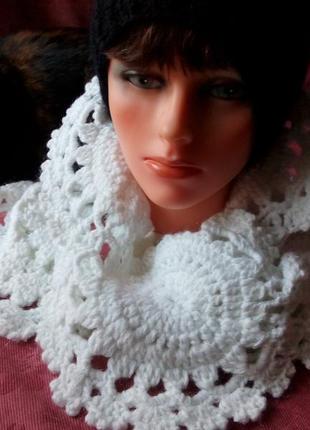 Ажурный снуд крючком.