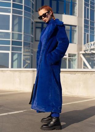Синее пальто из искусственного меха2 фото
