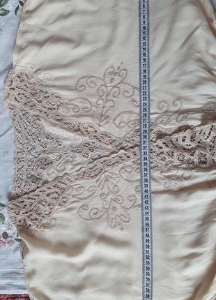Шикарна сукня накидка з вишивкою пісочного кольору дуже жіночна6 фото