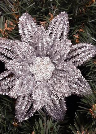 Новорічний декор, ялинкова прикраса ручної роботи квітка срібна2 фото