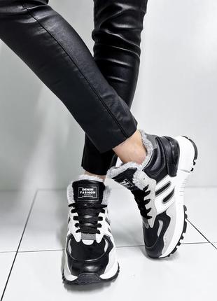 Жіночі зимові кросівки, чорні/сврі, екошкіра2 фото