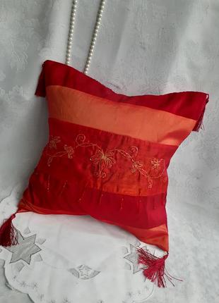 Наволочка 🧞‍♀️🏺на диванную декоративную подушку вышита бисером с кисточками восточная в восточном стиле2 фото