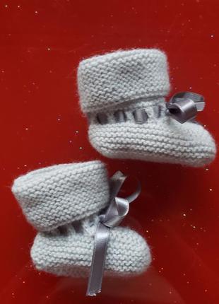 Вязаные пинетки ботиночки  для новорожденного мальчика девочки 0-3 м 50-56-62 см серые
