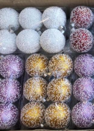 Ялинкові прикраси