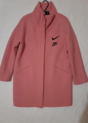 Nike куртка, шуба