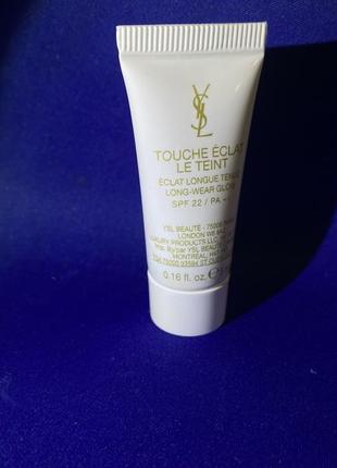 Yves saint laurent touche éclat le teint стійкий тональний крем для освітлення шкіри spf 22