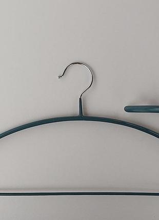 Плічка вішалки тремпеля металевий в силіконовому покритті зеленого кольору, довжина 42 см