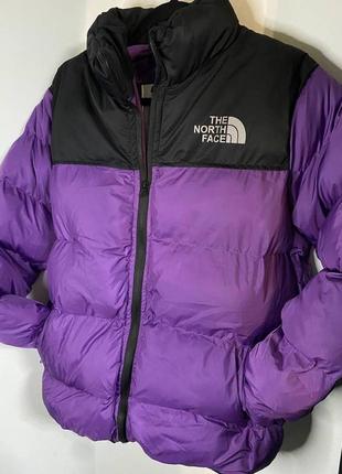 Куртка  в стиле tnf