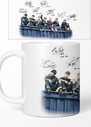 Кухоль з принтом «bts»