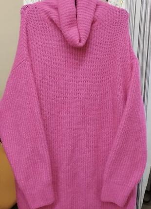 Розовый свитер с горлом от bershka1 фото