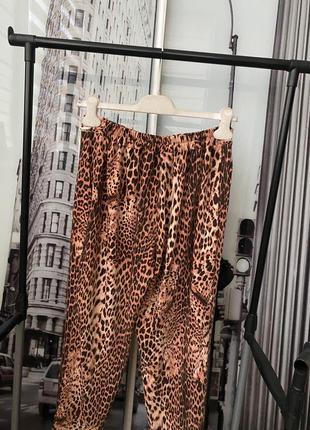 Штани, брюки в леопардовий принт guess4 фото
