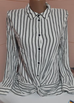 Стильна рубашка в полоску