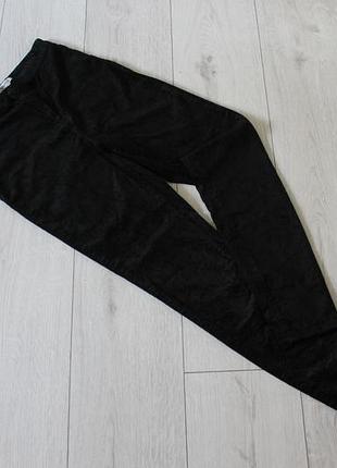 Черные брюки denim co
