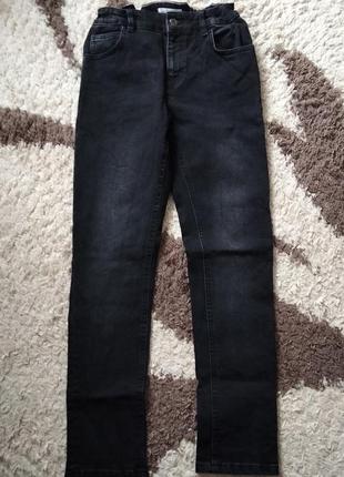 Джинси на підлітка