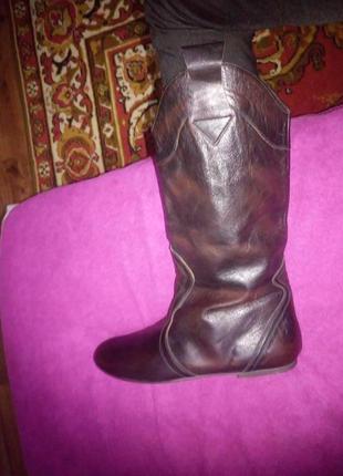 Кожаные сапоги  итальянского бренда les lolitas