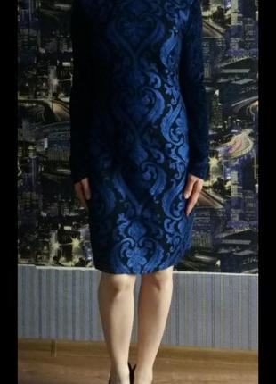 Велюрову сукню