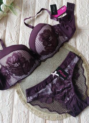 Шикарний якісний ефектний комплект нижньої білизни 95д